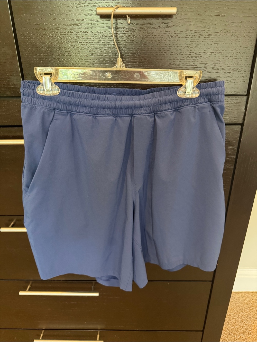 Lululemon Mens Pace Breaker Linerless Shorts 7” Size Large in Blue